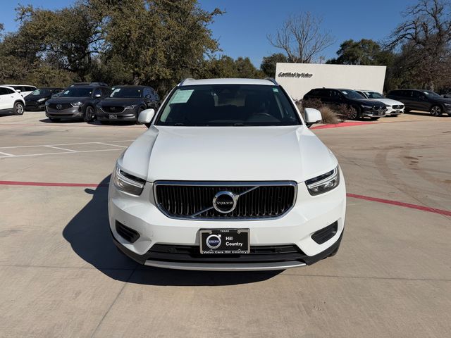 2020 Volvo XC40 Momentum