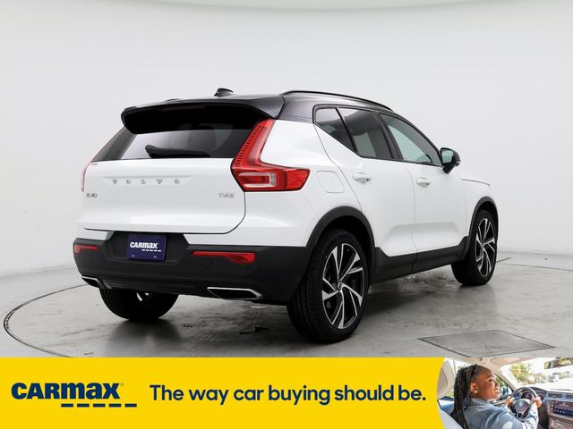 2020 Volvo XC40 R-Design