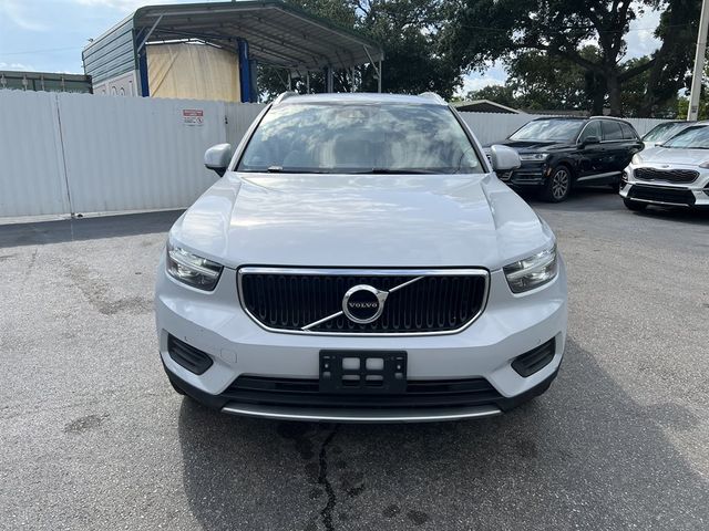 2020 Volvo XC40 Momentum