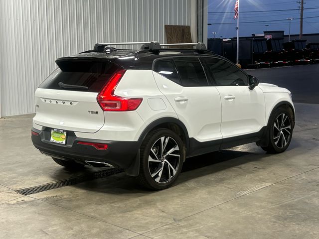 2020 Volvo XC40 R-Design