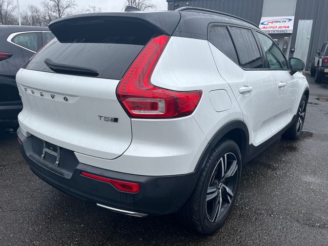 2020 Volvo XC40 R-Design