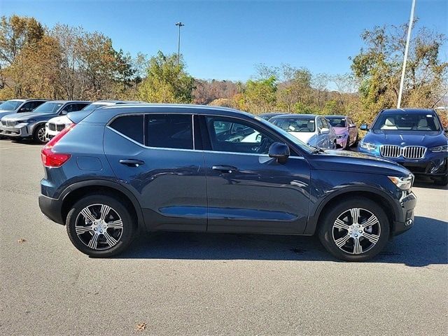 2020 Volvo XC40 Inscription