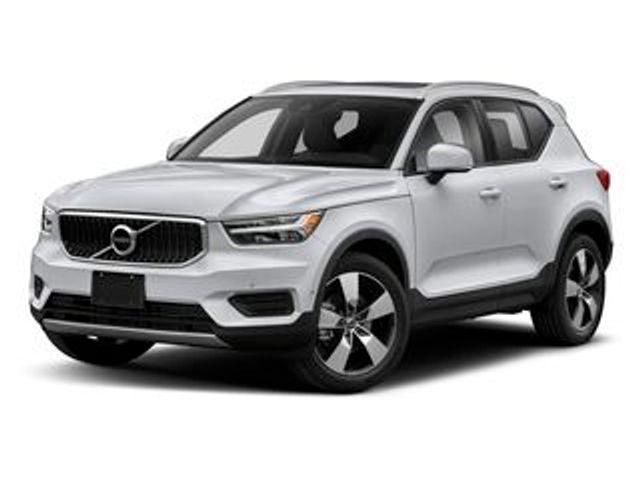 2020 Volvo XC40 Momentum