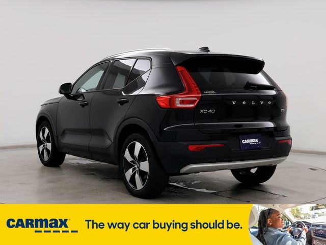 2020 Volvo XC40 Momentum