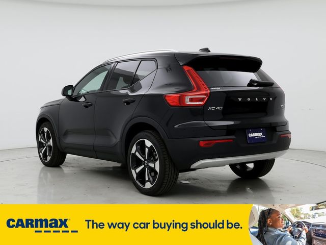 2020 Volvo XC40 Momentum