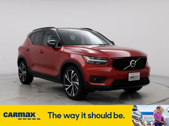 2020 Volvo XC40 R-Design