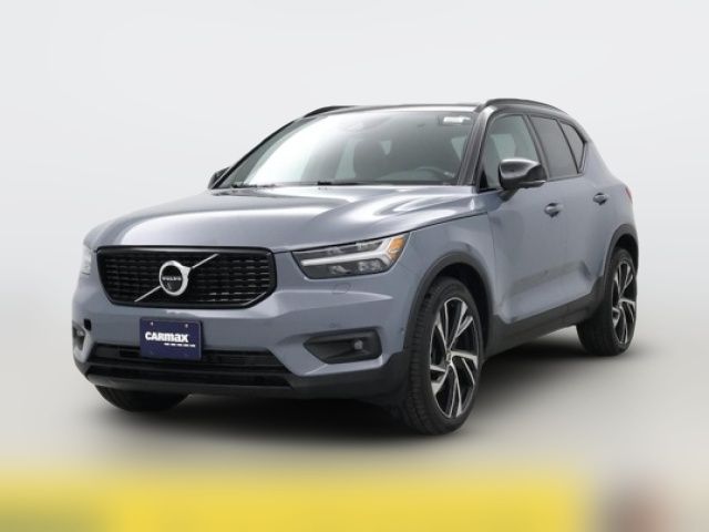 2020 Volvo XC40 R-Design