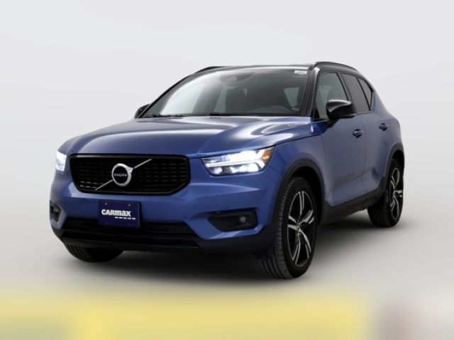 2020 Volvo XC40 R-Design