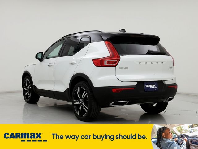 2020 Volvo XC40 R-Design