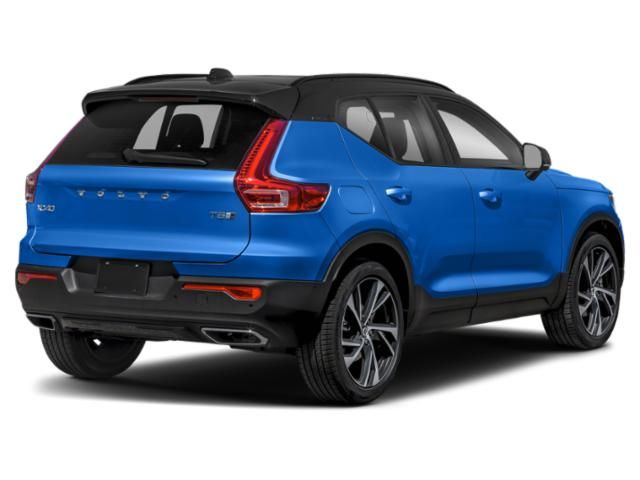 2020 Volvo XC40 R-Design