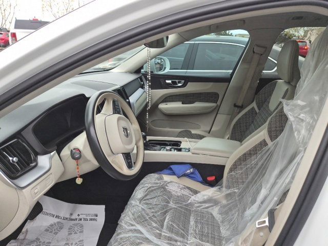 2020 Volvo XC60 Momentum