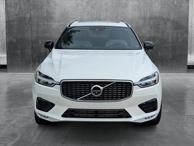 2020 Volvo XC60 R-Design