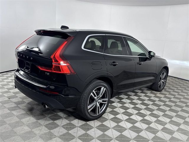 2020 Volvo XC60 Momentum