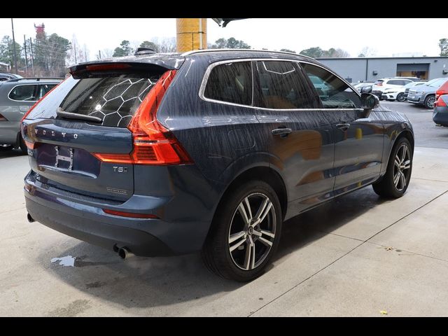 2020 Volvo XC60 Momentum