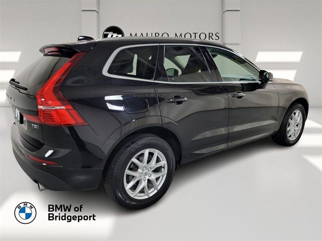 2020 Volvo XC60 Momentum