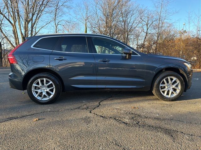 2020 Volvo XC60 Momentum