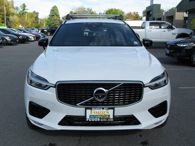 2020 Volvo XC60 R-Design