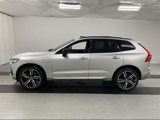 2020 Volvo XC60 R-Design