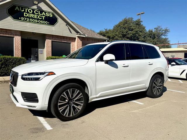 2020 Volvo XC90 Momentum