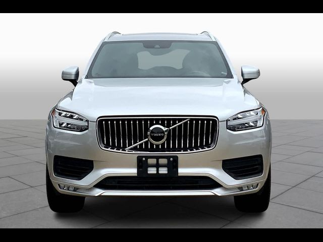 2020 Volvo XC90 Momentum