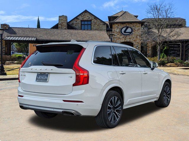 2020 Volvo XC90 Momentum