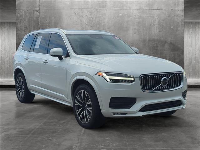 2020 Volvo XC90 Momentum