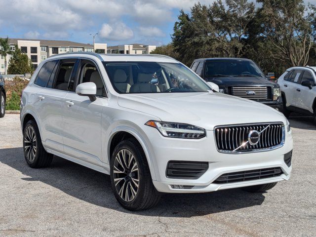 2020 Volvo XC90 Momentum