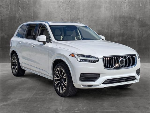 2020 Volvo XC90 Momentum