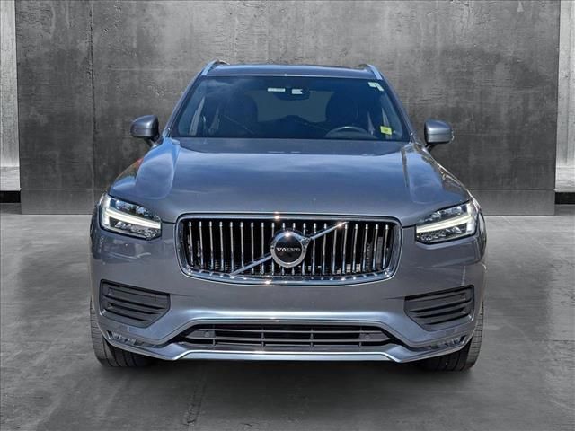 2020 Volvo XC90 Momentum