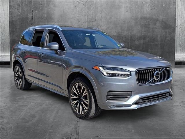 2020 Volvo XC90 Momentum