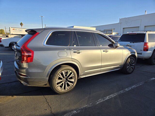 2020 Volvo XC90 Momentum