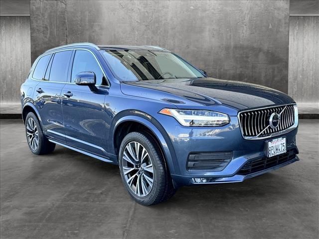 2020 Volvo XC90 Momentum