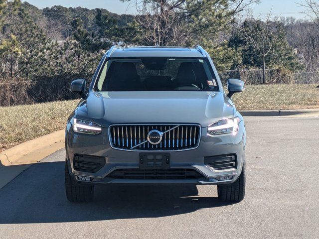 2020 Volvo XC90 Momentum