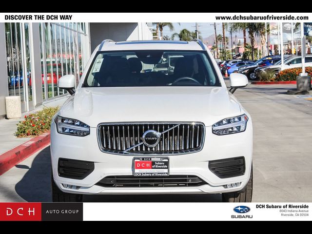 2020 Volvo XC90 Momentum