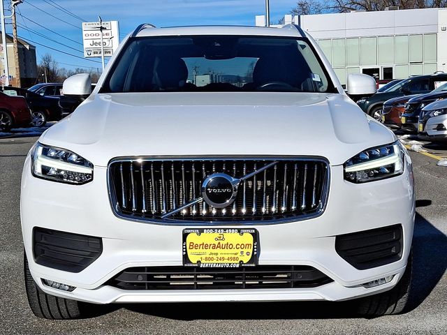 2020 Volvo XC90 Momentum