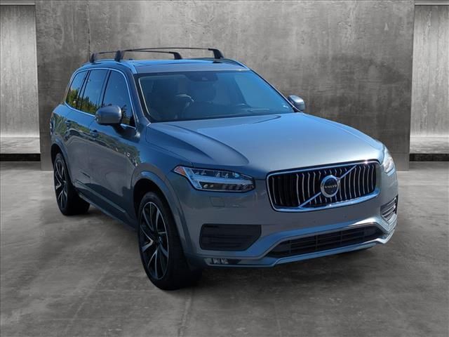 2020 Volvo XC90 Momentum