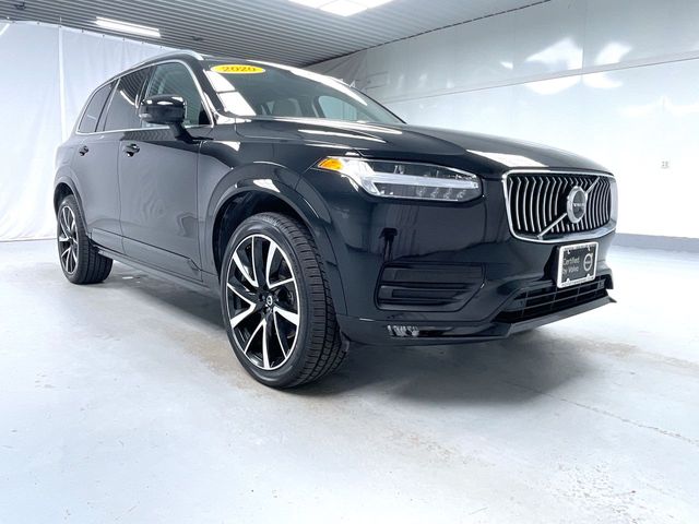 2020 Volvo XC90 Momentum