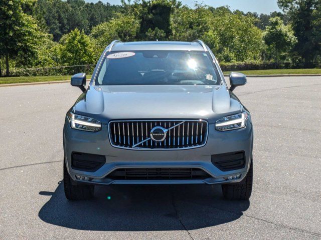 2020 Volvo XC90 Momentum