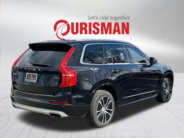 2020 Volvo XC90 Momentum