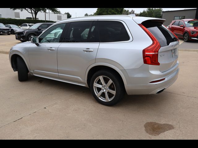 2020 Volvo XC90 Momentum