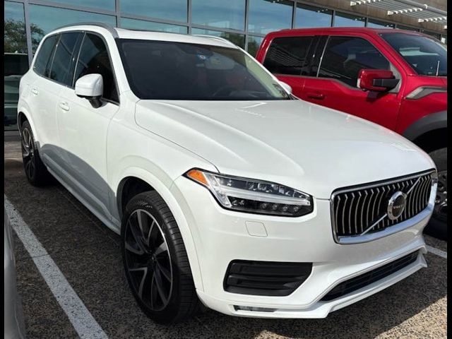 2020 Volvo XC90 Momentum
