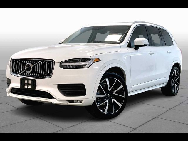 2020 Volvo XC90 Momentum