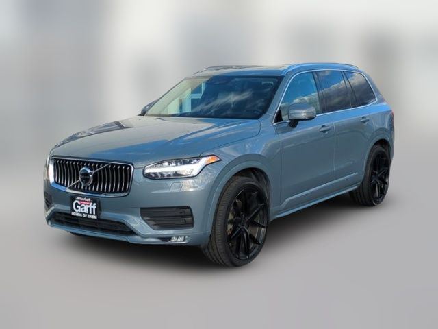 2020 Volvo XC90 Momentum