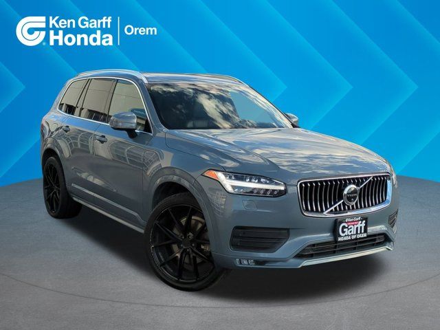 2020 Volvo XC90 Momentum
