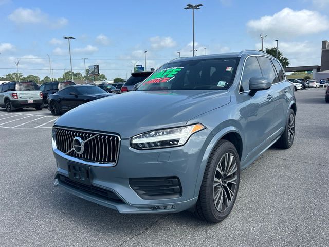 2020 Volvo XC90 Momentum