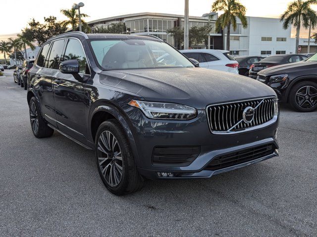 2020 Volvo XC90 Momentum