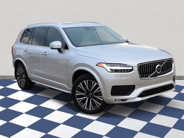 2020 Volvo XC90 Momentum