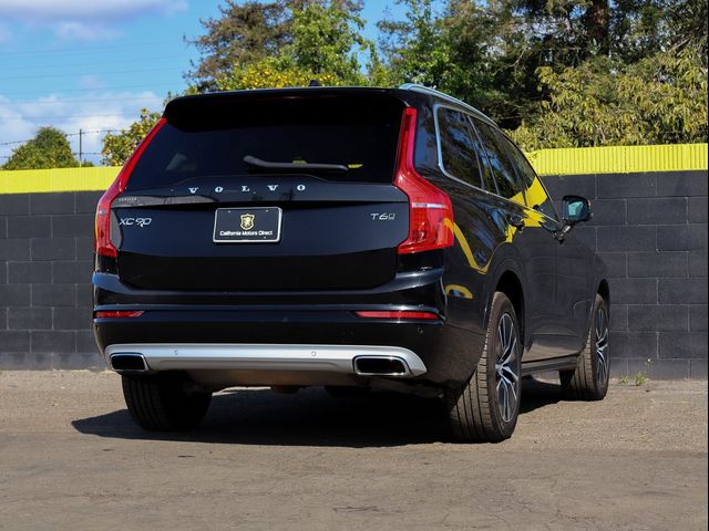 2020 Volvo XC90 Momentum