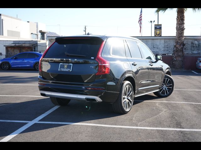 2020 Volvo XC90 Momentum