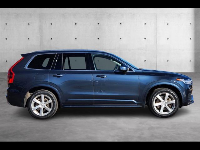 2020 Volvo XC90 Momentum